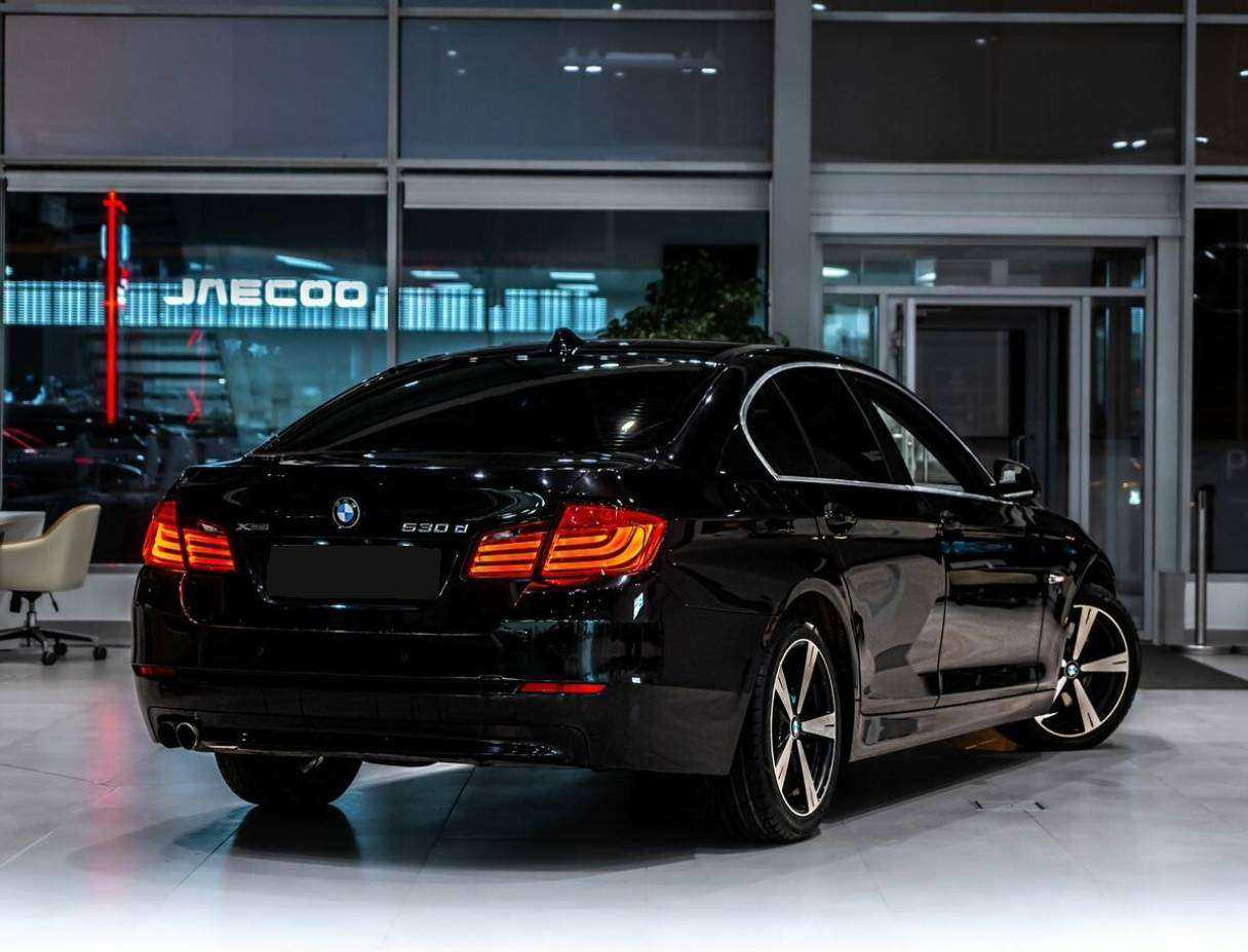 BMW 5 серии 530d xDrive, 2013 Фото №3