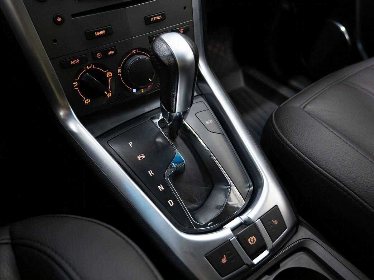 Opel Antara, 2013 Фото №22