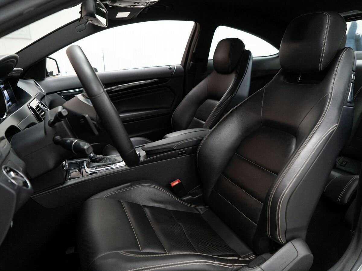 Mercedes-Benz C-Класс 250, 2012 Фото №6