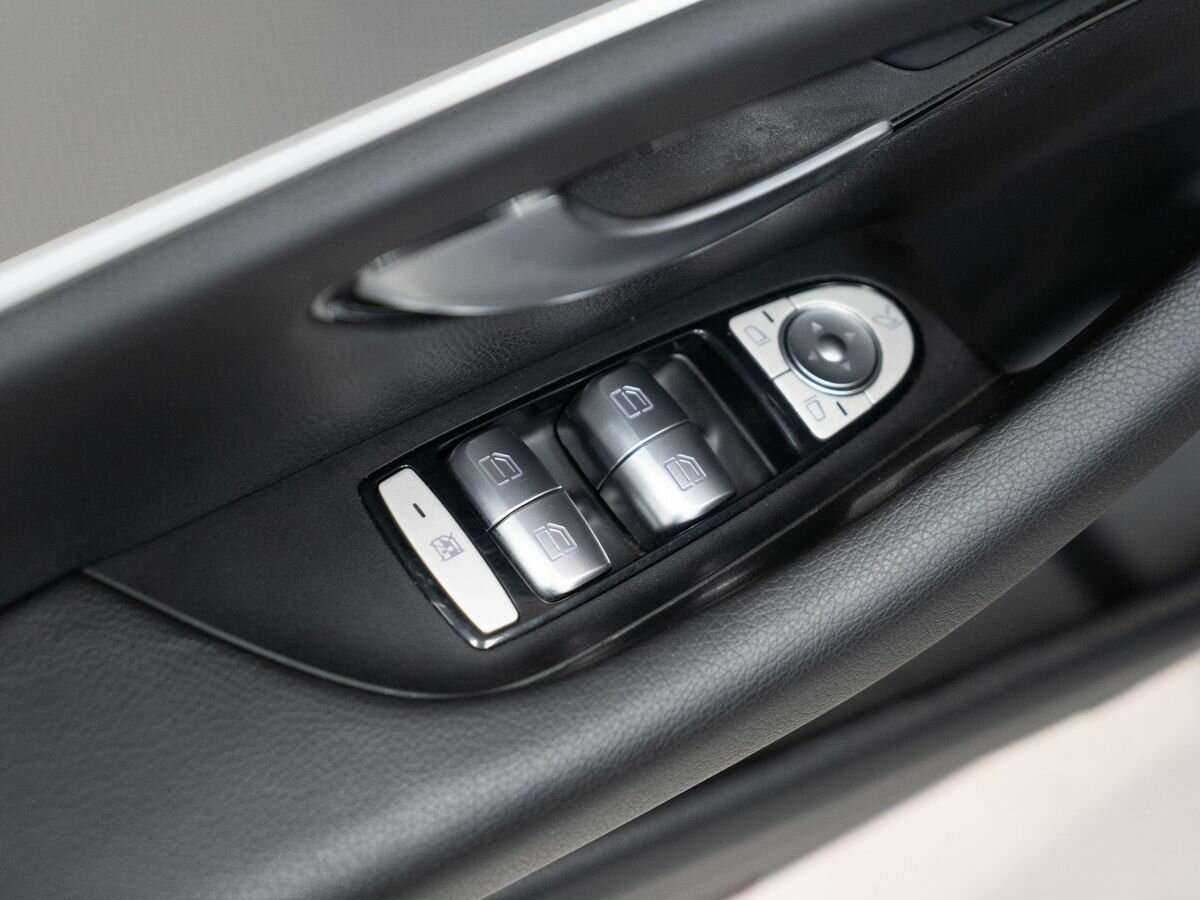 Mercedes-Benz E-Класс 200, 2017 Фото №16