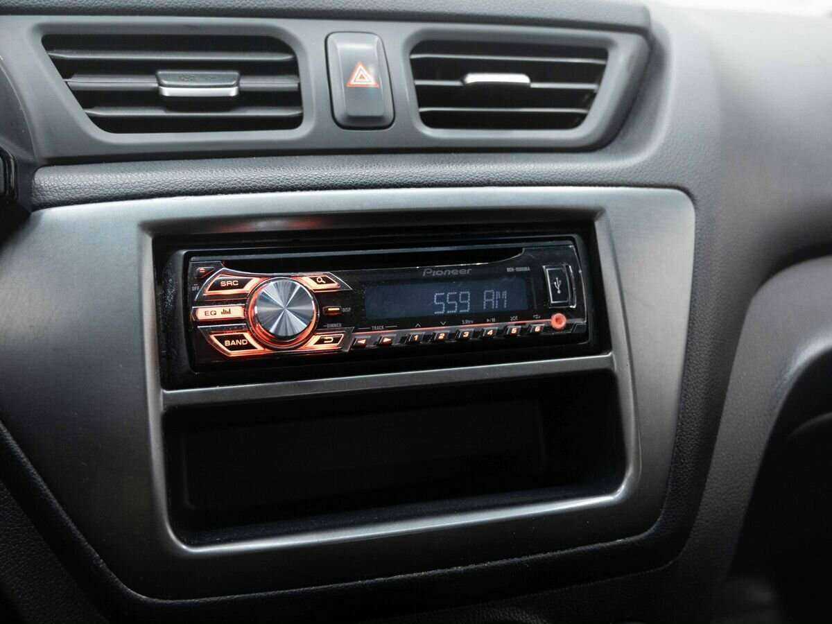 Kia Rio, 2013 Фото №15