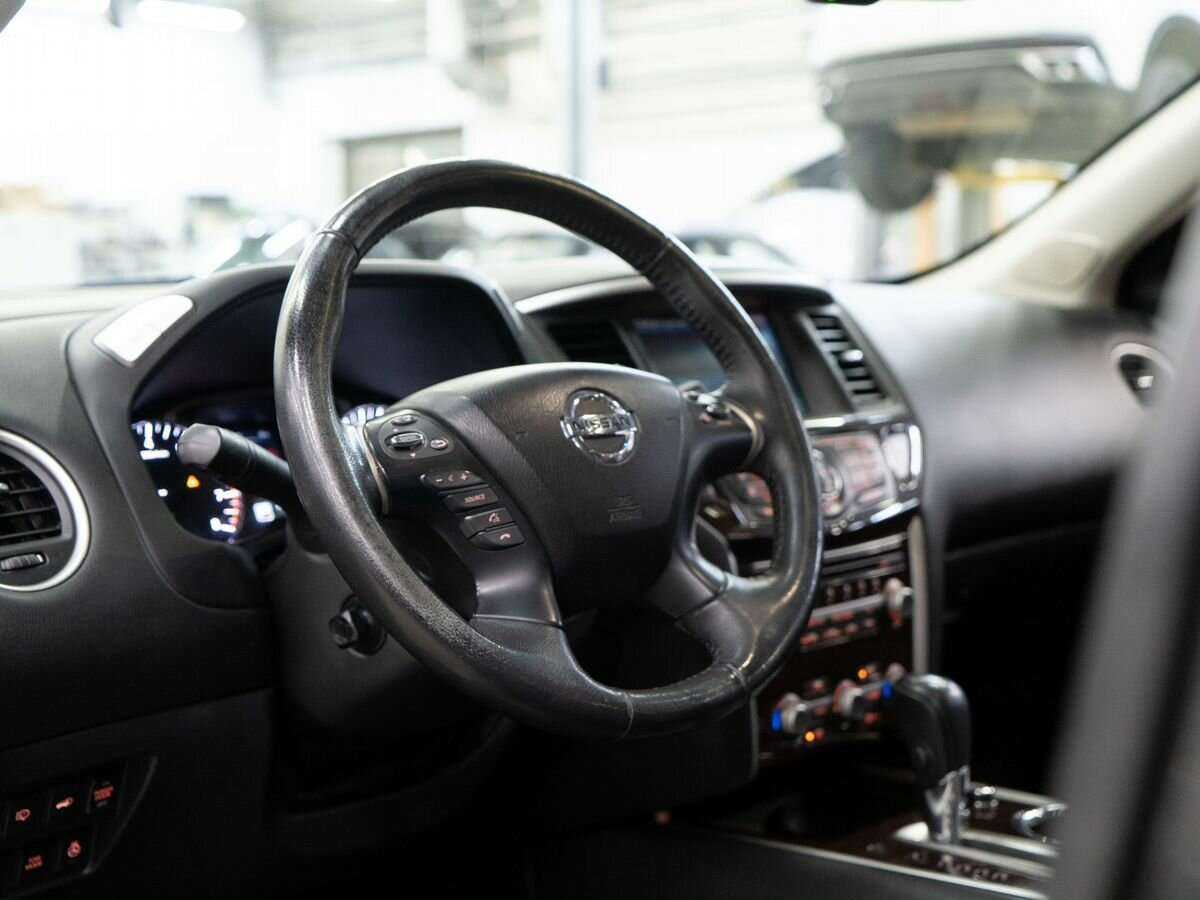 Nissan Pathfinder, 2015 - 195 000 км. | Фото №5