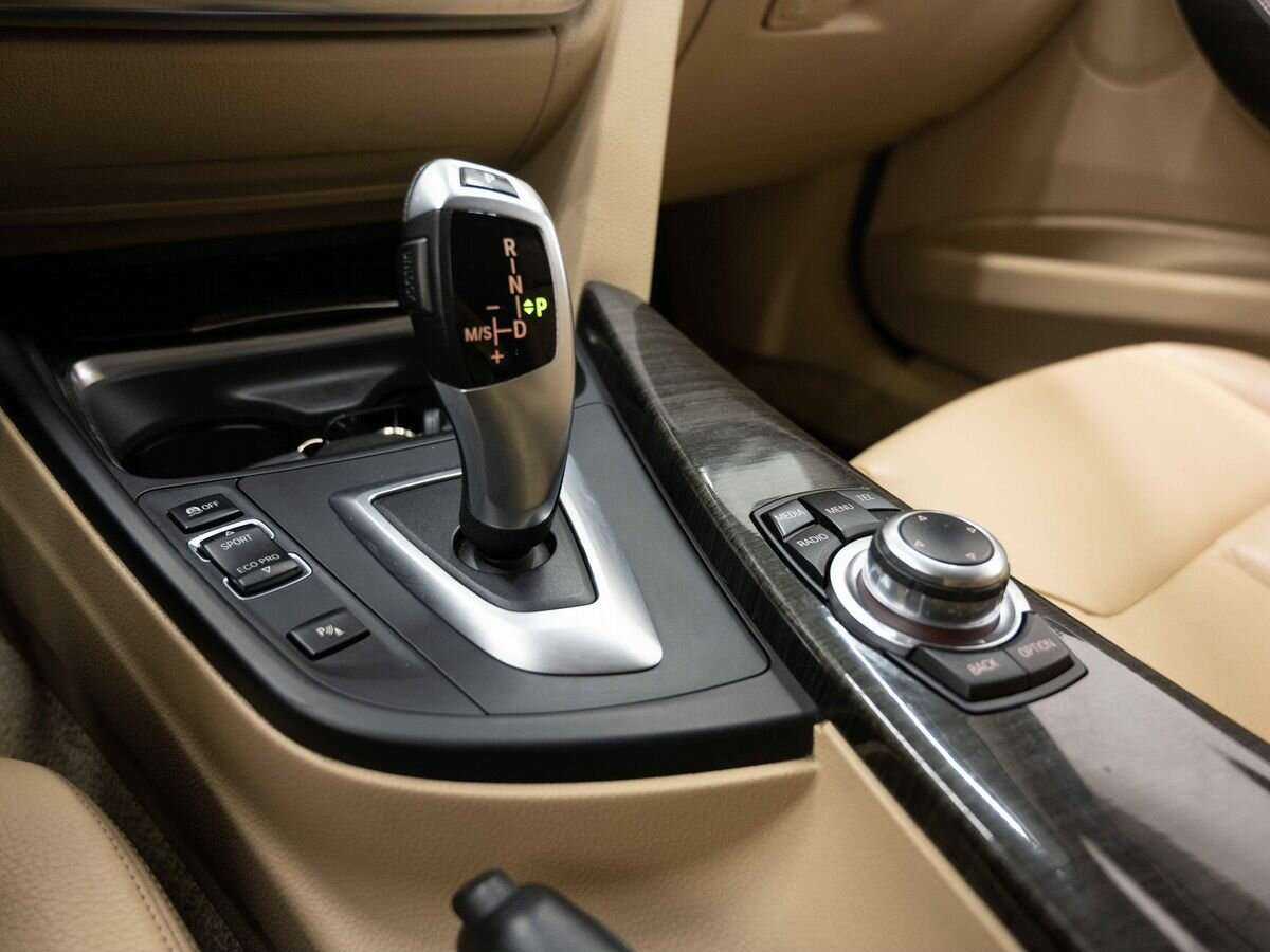 BMW 3 серии 328i, 2012 Фото №24