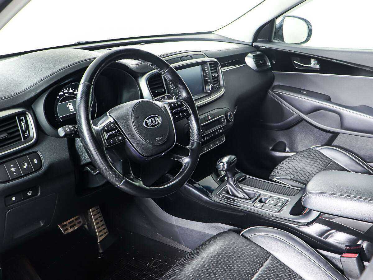 Kia Sorento, 2019 Фото №13