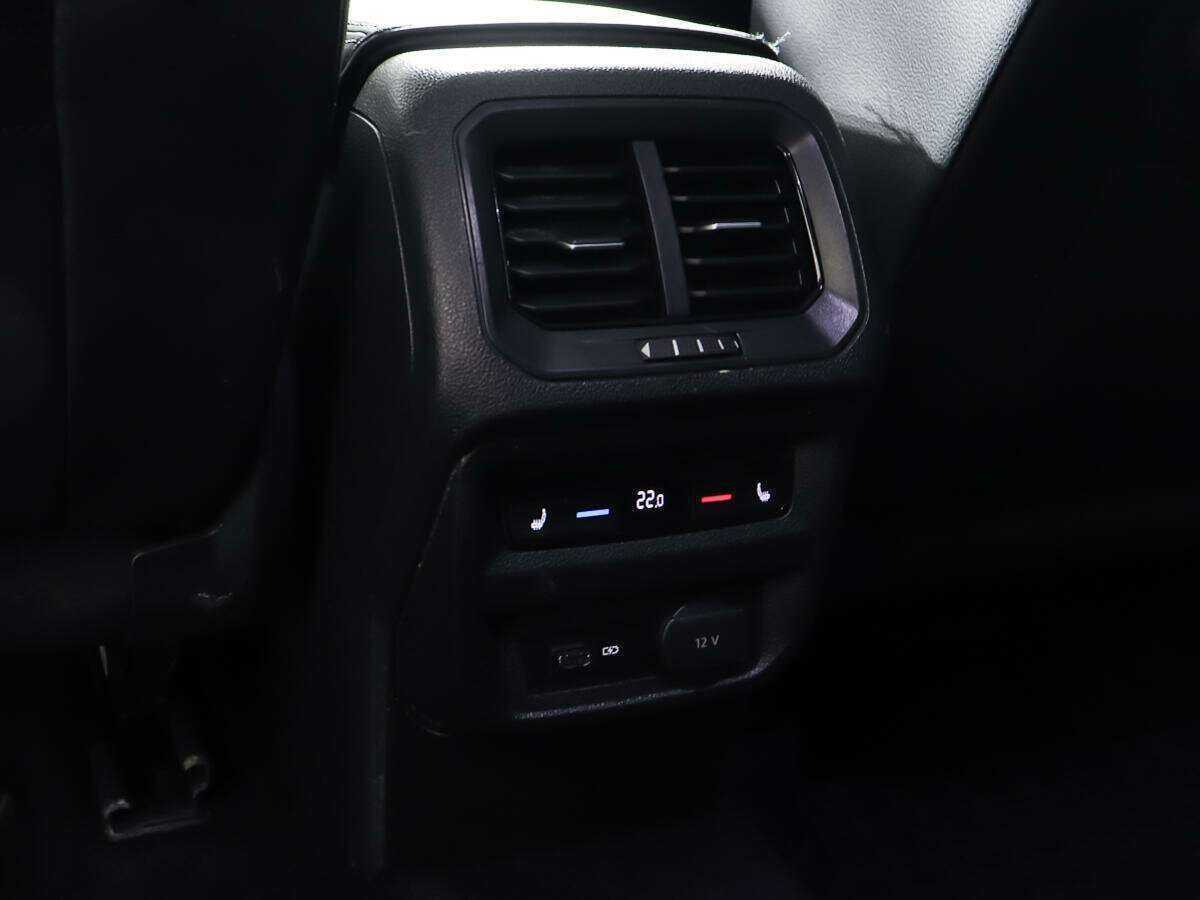 Volkswagen Tiguan, 2018 Фото №22