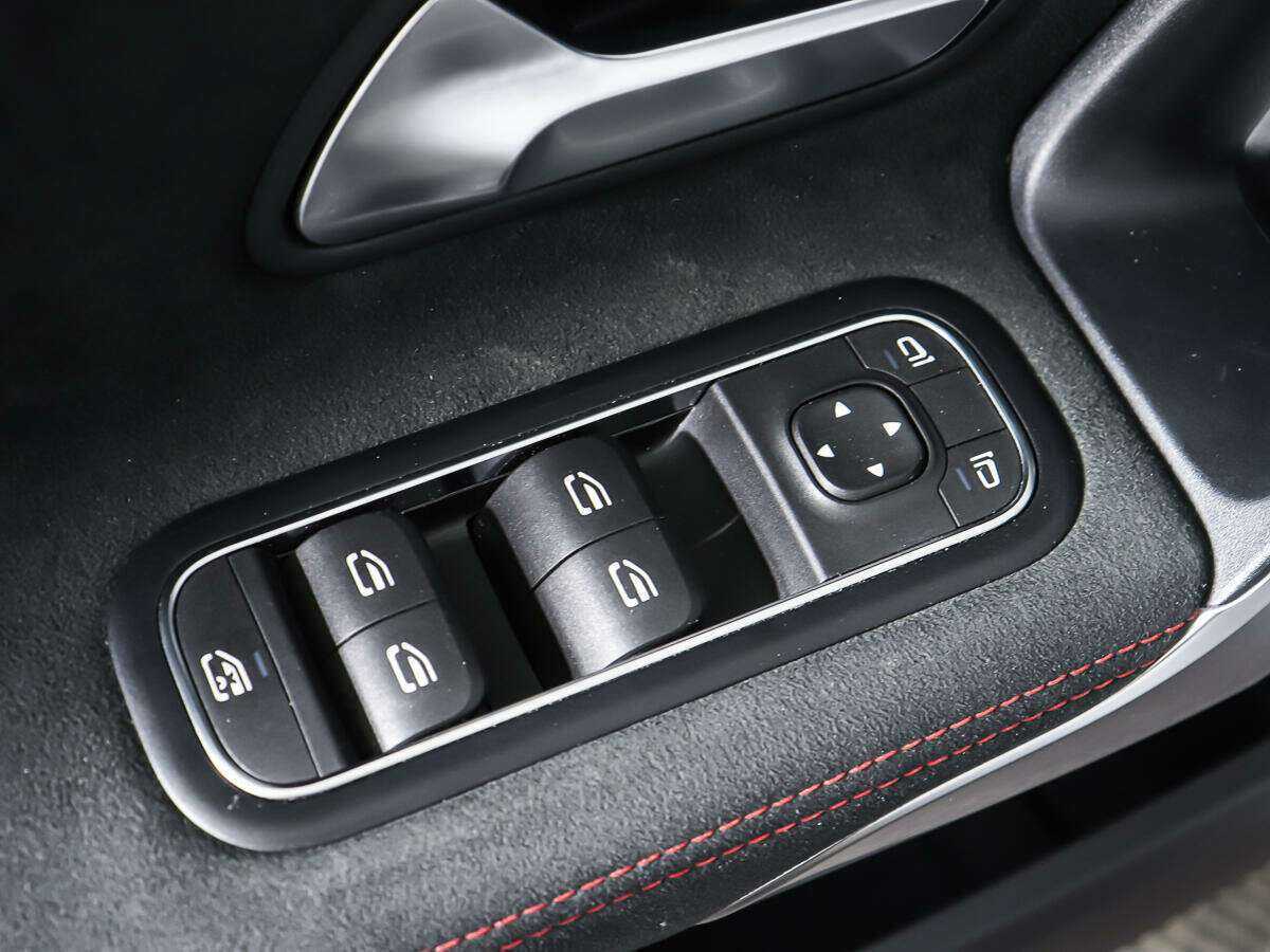 Mercedes-Benz A-Класс 200, 2019 Фото №15