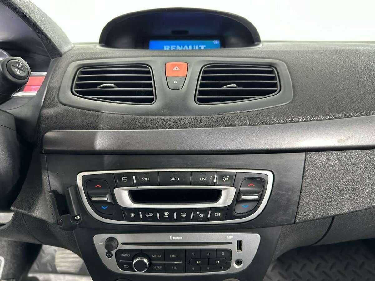 Renault Fluence, 2014 Фото №12