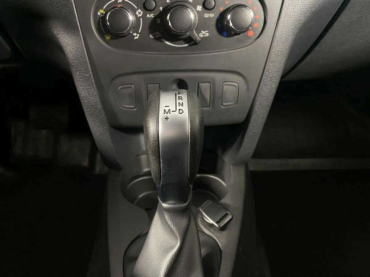 Renault Logan Stepway, 2021 - 17 001 км. | Фото №8