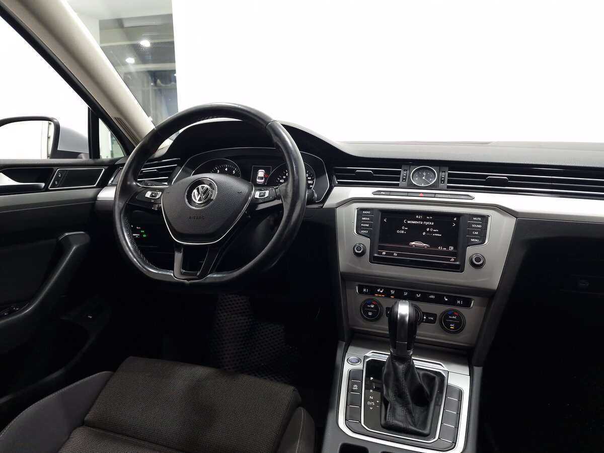 Volkswagen Passat, 2015 Фото №6