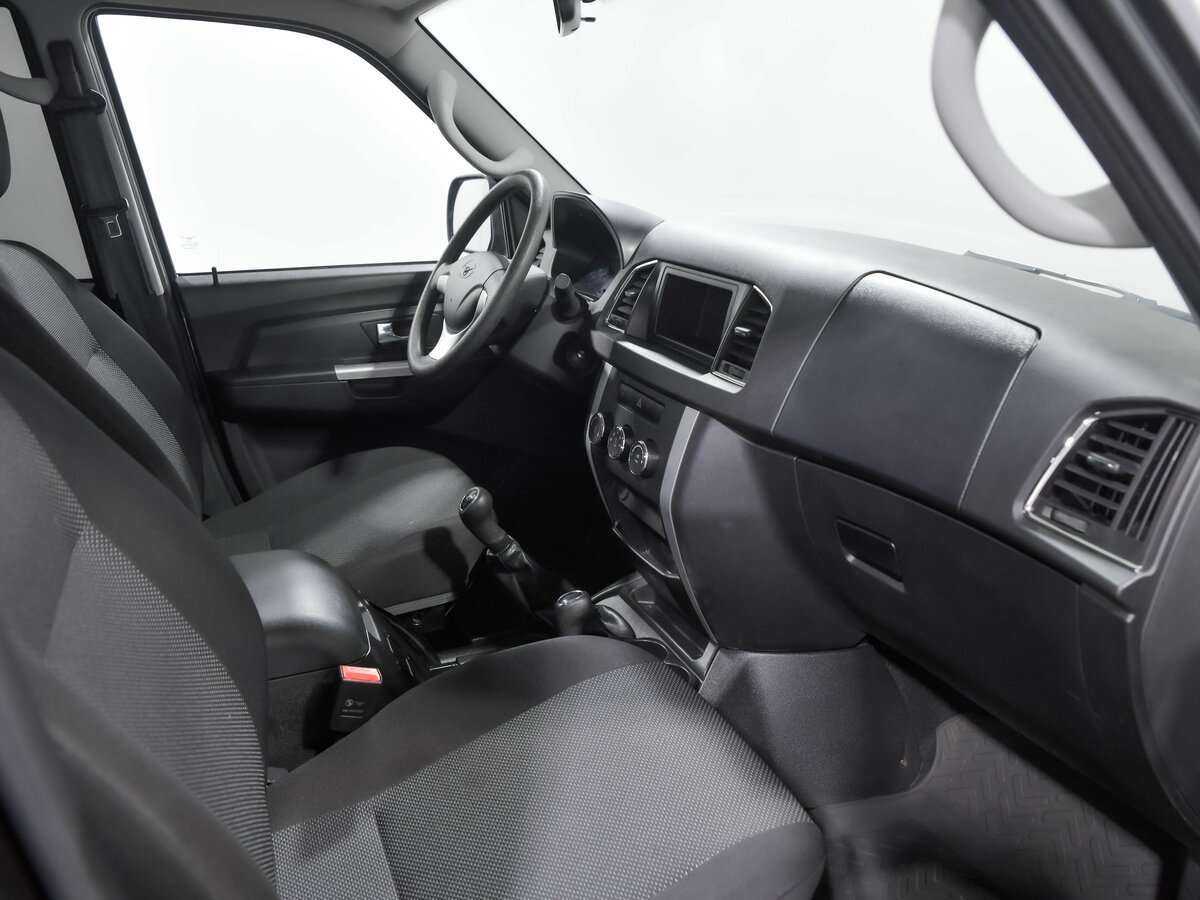 УАЗ Patriot, 2023 Фото №13