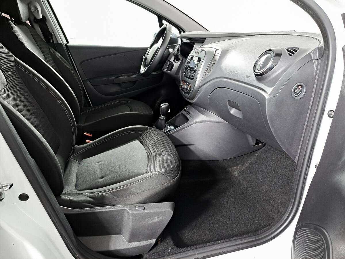 Renault Kaptur, 2018 - 102 783 км. | Фото №7