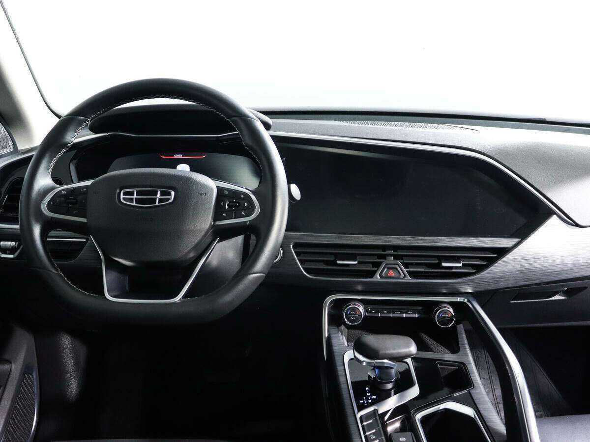Geely Tugella, 2022 Фото №9