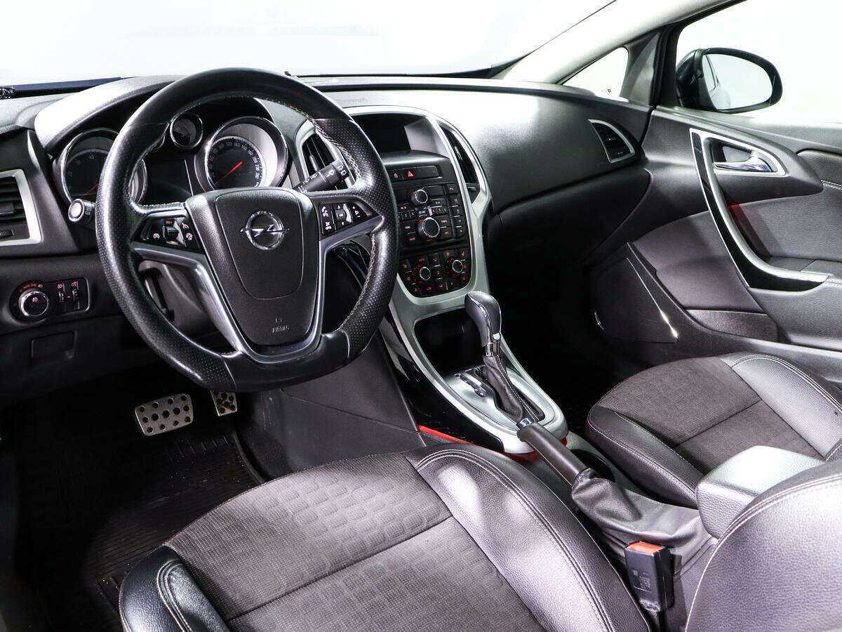 Opel Astra GTC, 2013 Фото №14