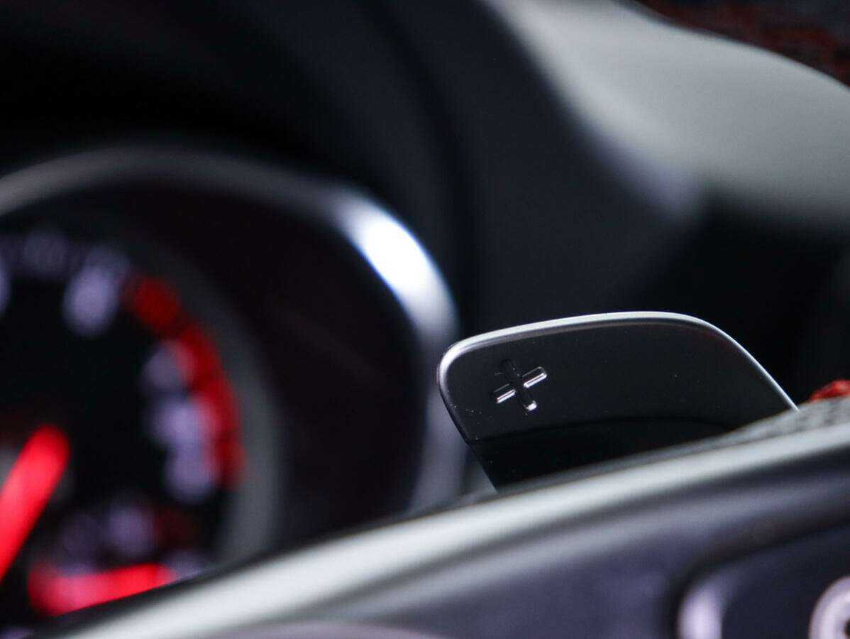 Mercedes-Benz CLA 250, 2018 Фото №18