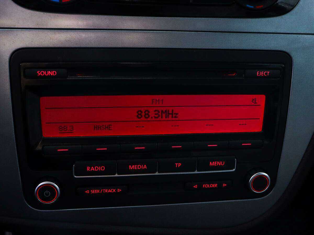 SEAT Leon, 2012 Фото №14