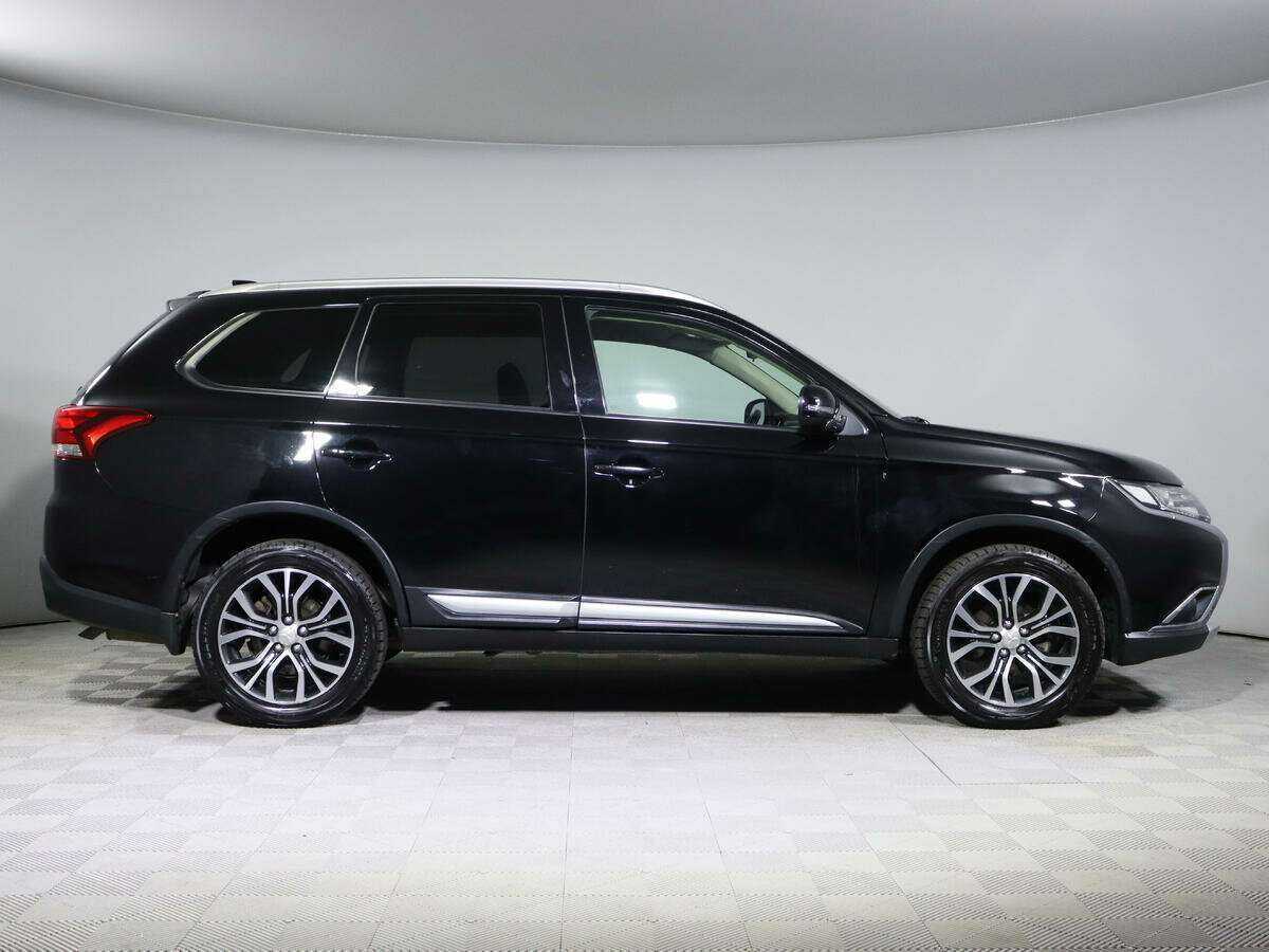 Mitsubishi Outlander, 2018 - 98 900 км. | Фото №4