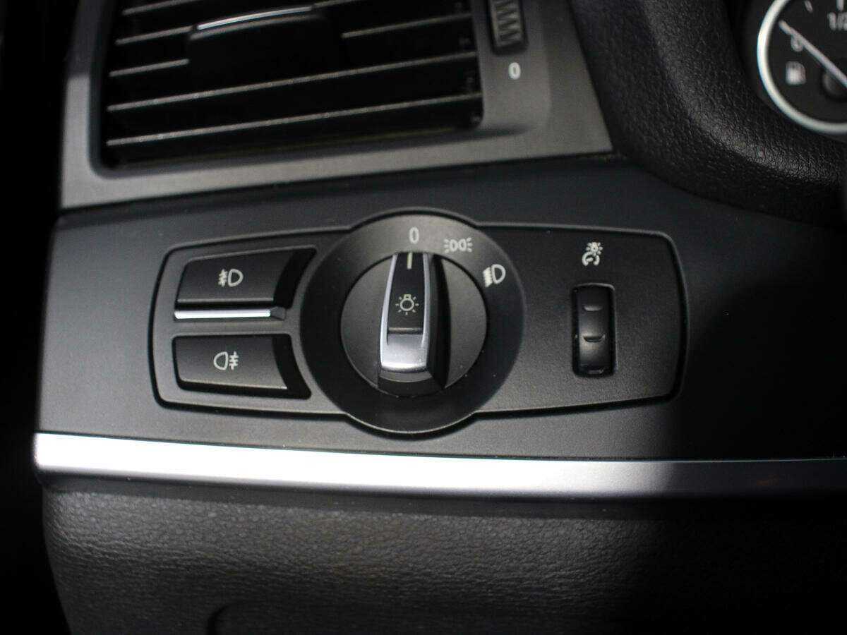 BMW X3 20i xDrive, 2013 Фото №12