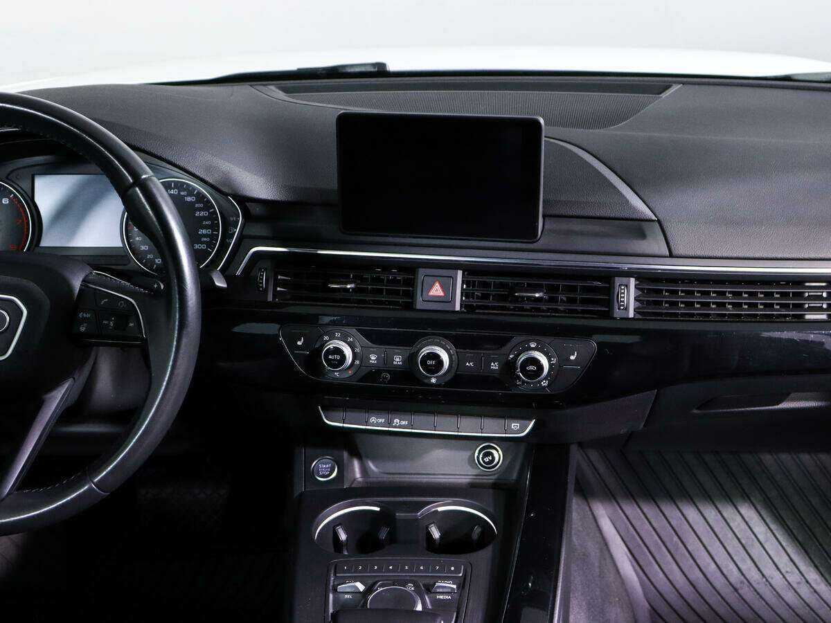 Audi A4, 2017 Фото №11