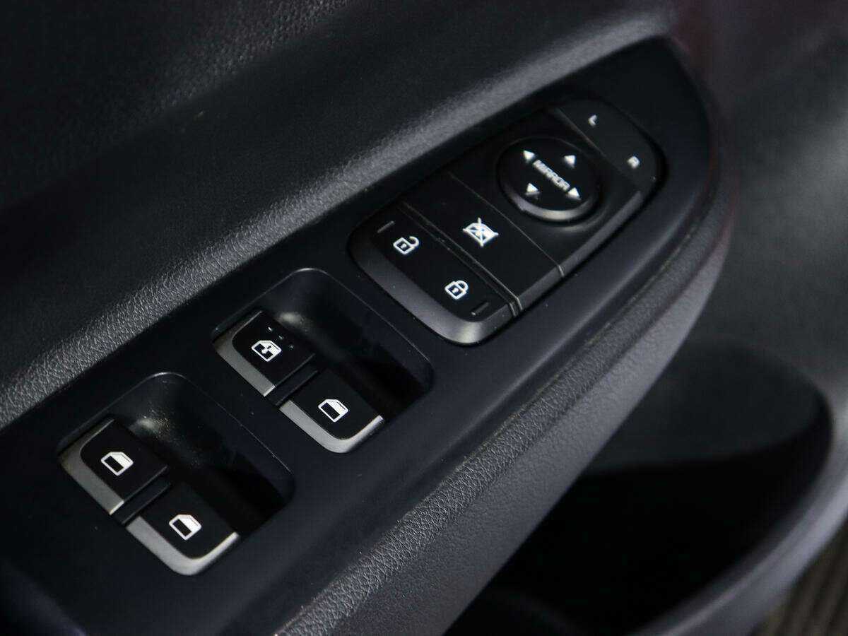 Kia Rio X-Line, 2019 Фото №17