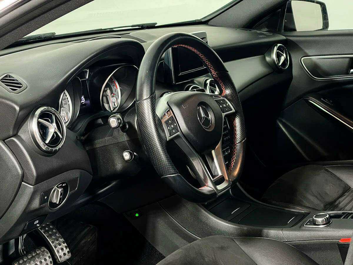 Mercedes-Benz CLA 200, 2013 Фото №11
