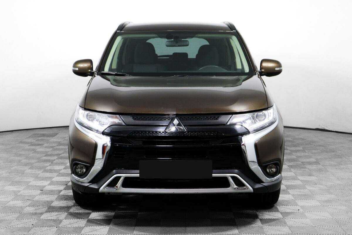 Mitsubishi Outlander, 2022 - 30 001 км. | Фото №2