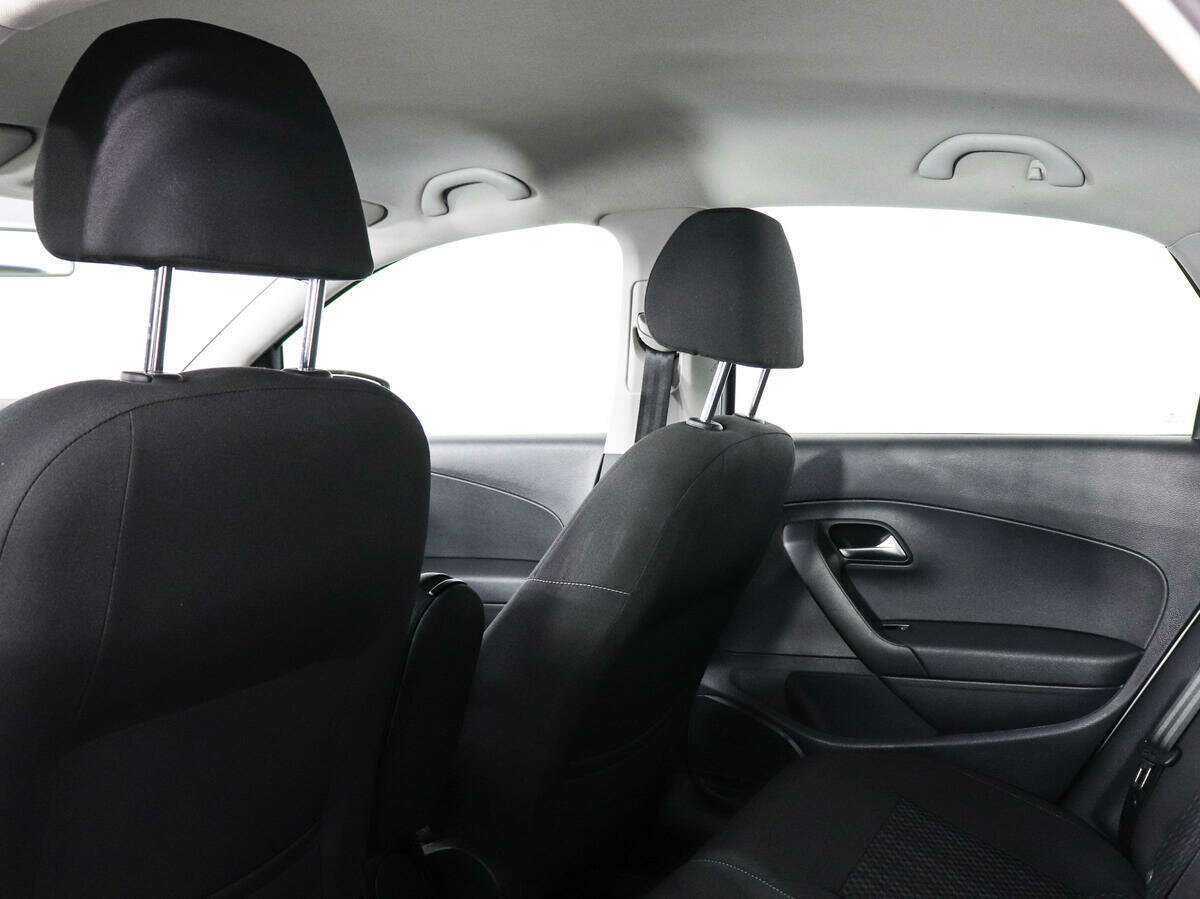 Volkswagen Polo, 2016 Фото №12