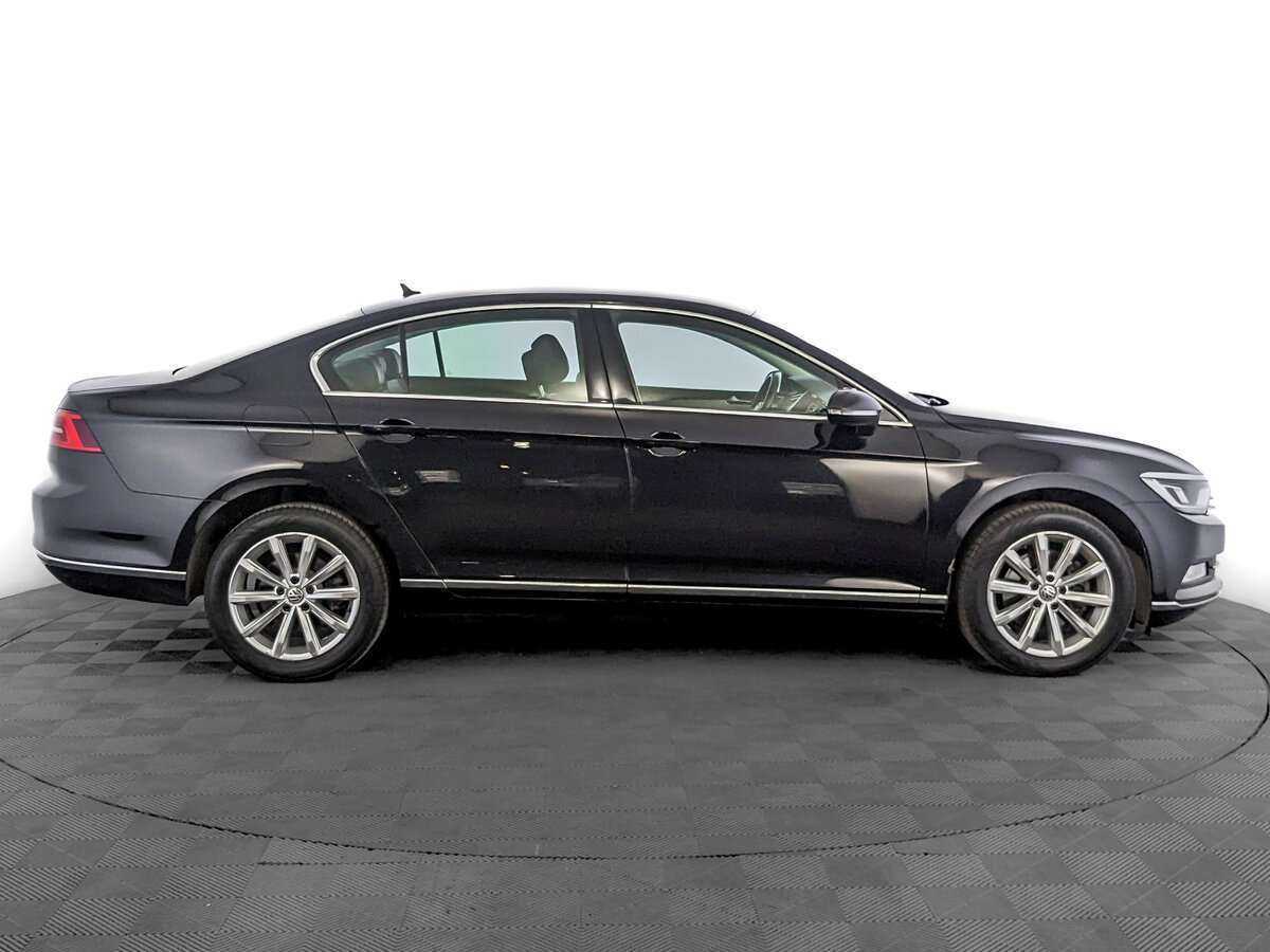 Volkswagen Passat, 2017 - 114 127 км. | Фото №4