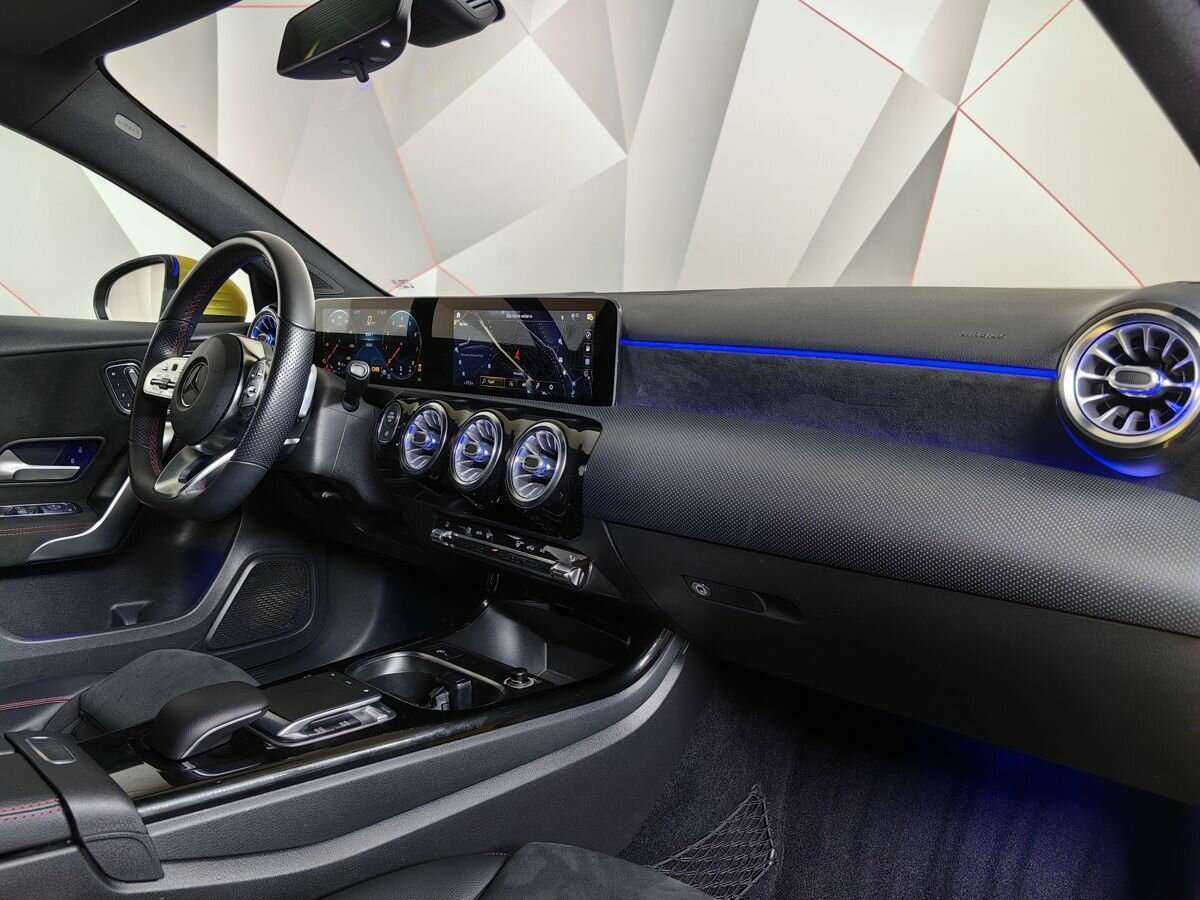 Mercedes-Benz A-Класс 220, 2019 Фото №9