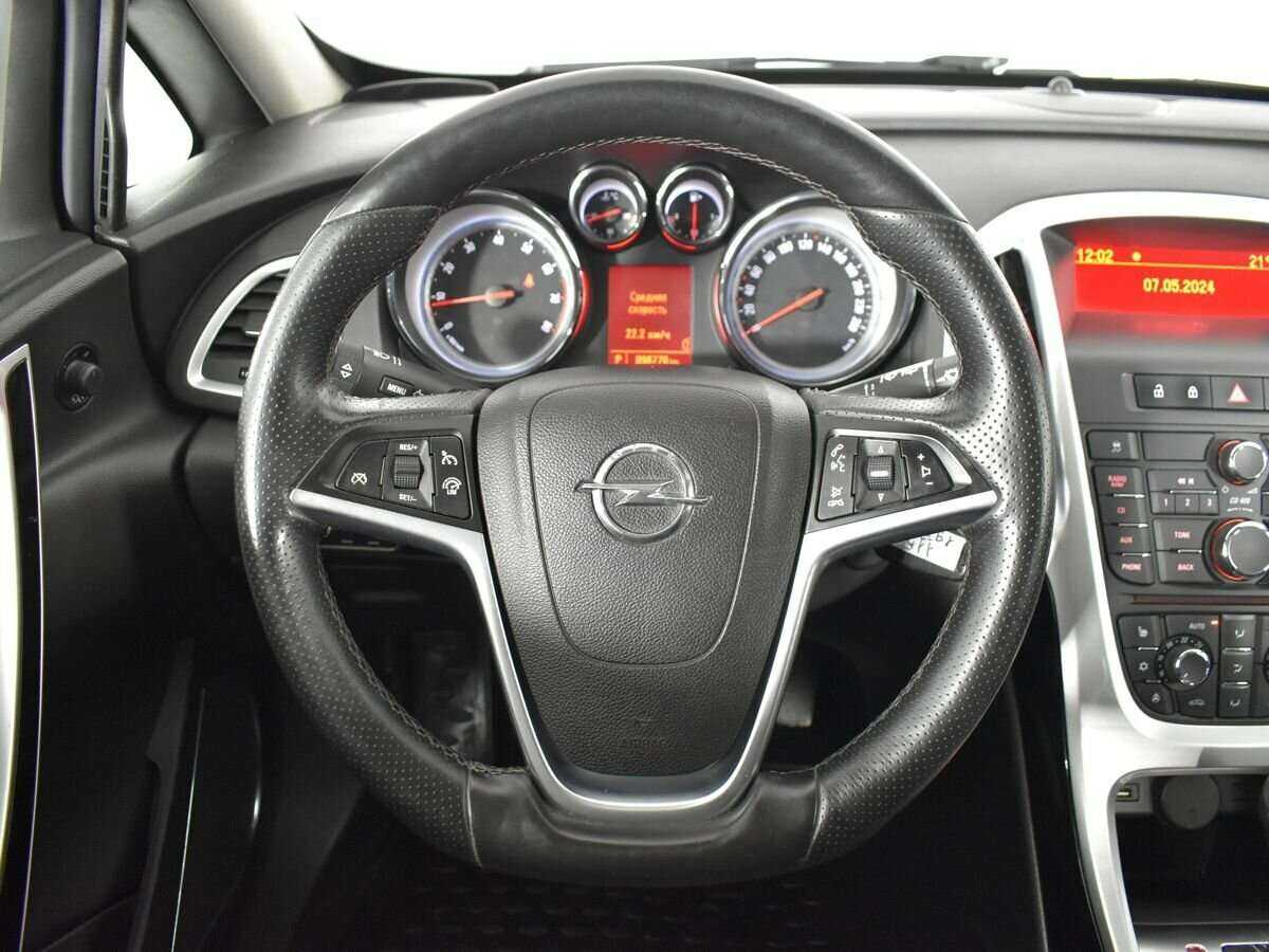 Opel Astra GTC, 2013 Фото №10