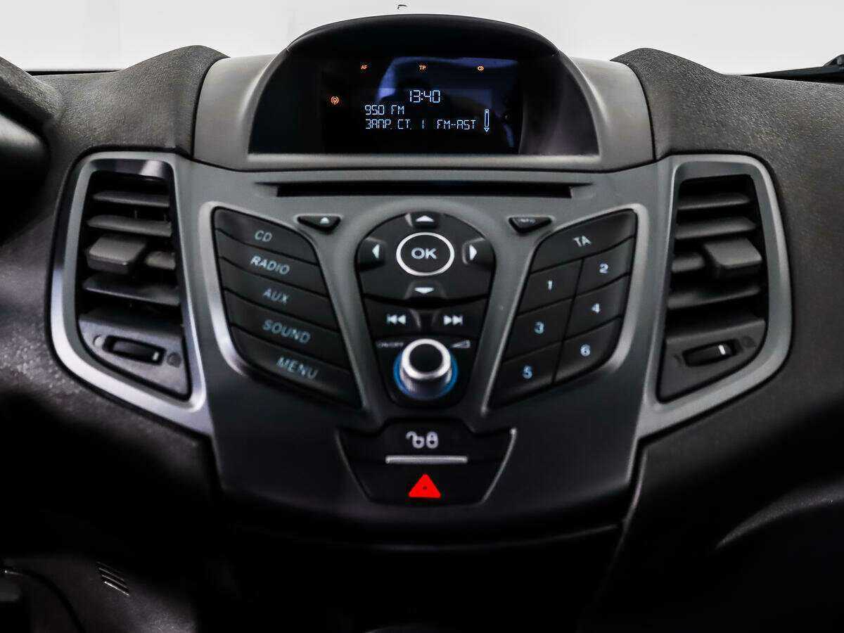 Ford Fiesta, 2015 Фото №12