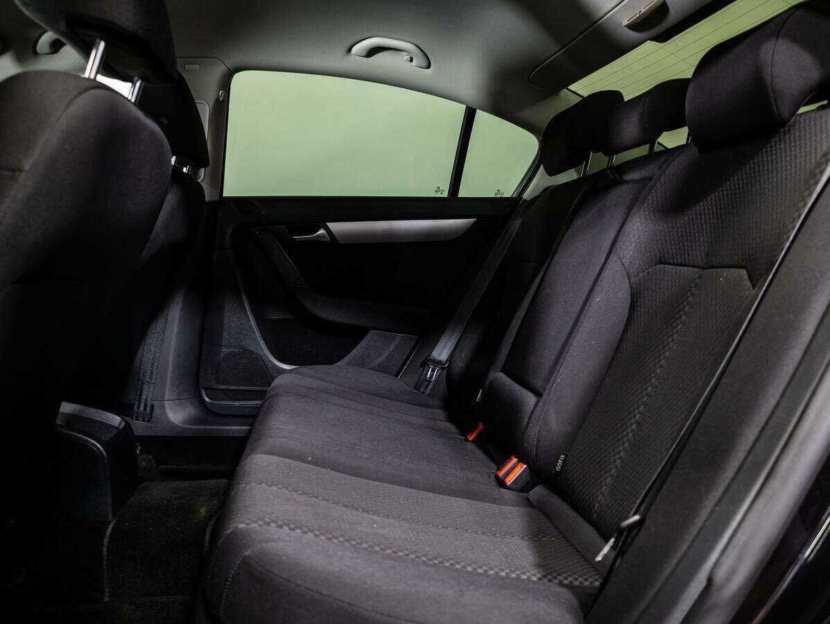 Volkswagen Passat, 2013 - 145 126 км. | Фото №8