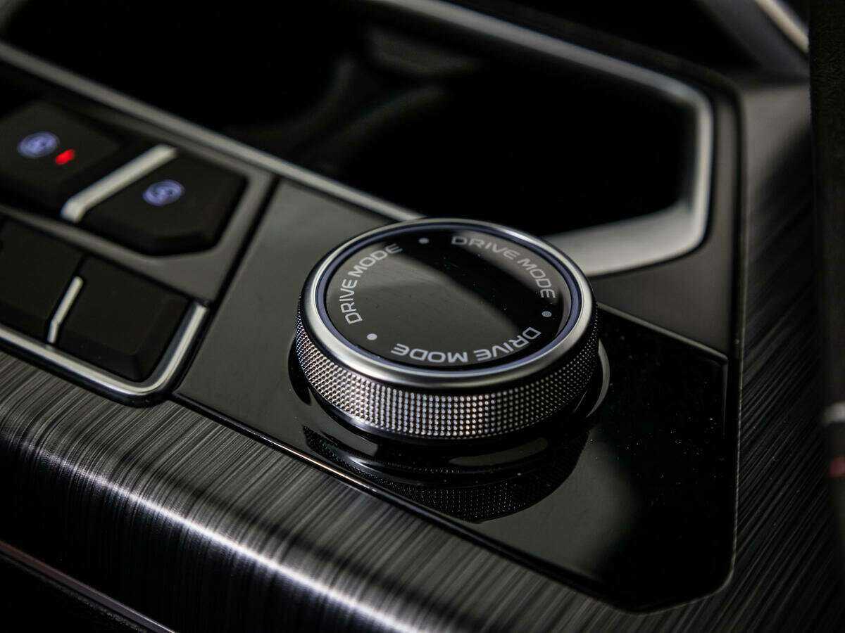 Geely Tugella, 2022 Фото №16