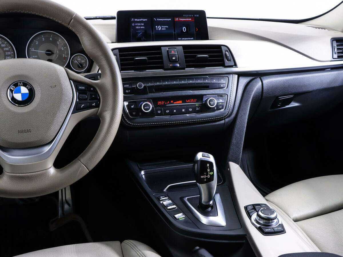 BMW 3 серии 328i, 2012 Фото №13