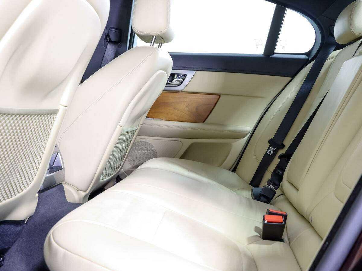 Jaguar XF, 2013 Фото №9
