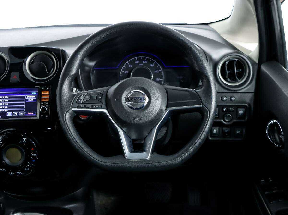 Nissan Note Nismo e-Power, 2017 Фото №11