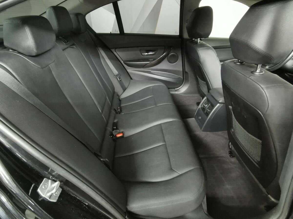 BMW 3 серии 320i, 2013 Фото №12