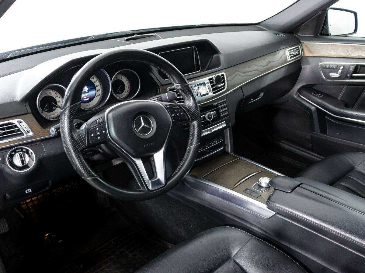 Mercedes-Benz E-Класс 300, 2014 Фото №11