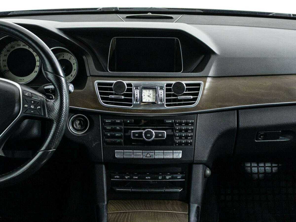 Mercedes-Benz E-Класс 300, 2014 Фото №14