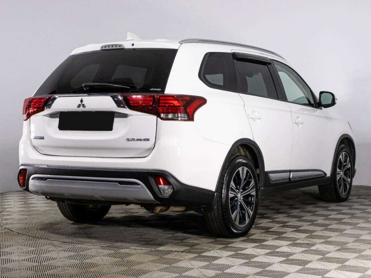 Mitsubishi Outlander, 2019 - 108 009 км. | Фото №5