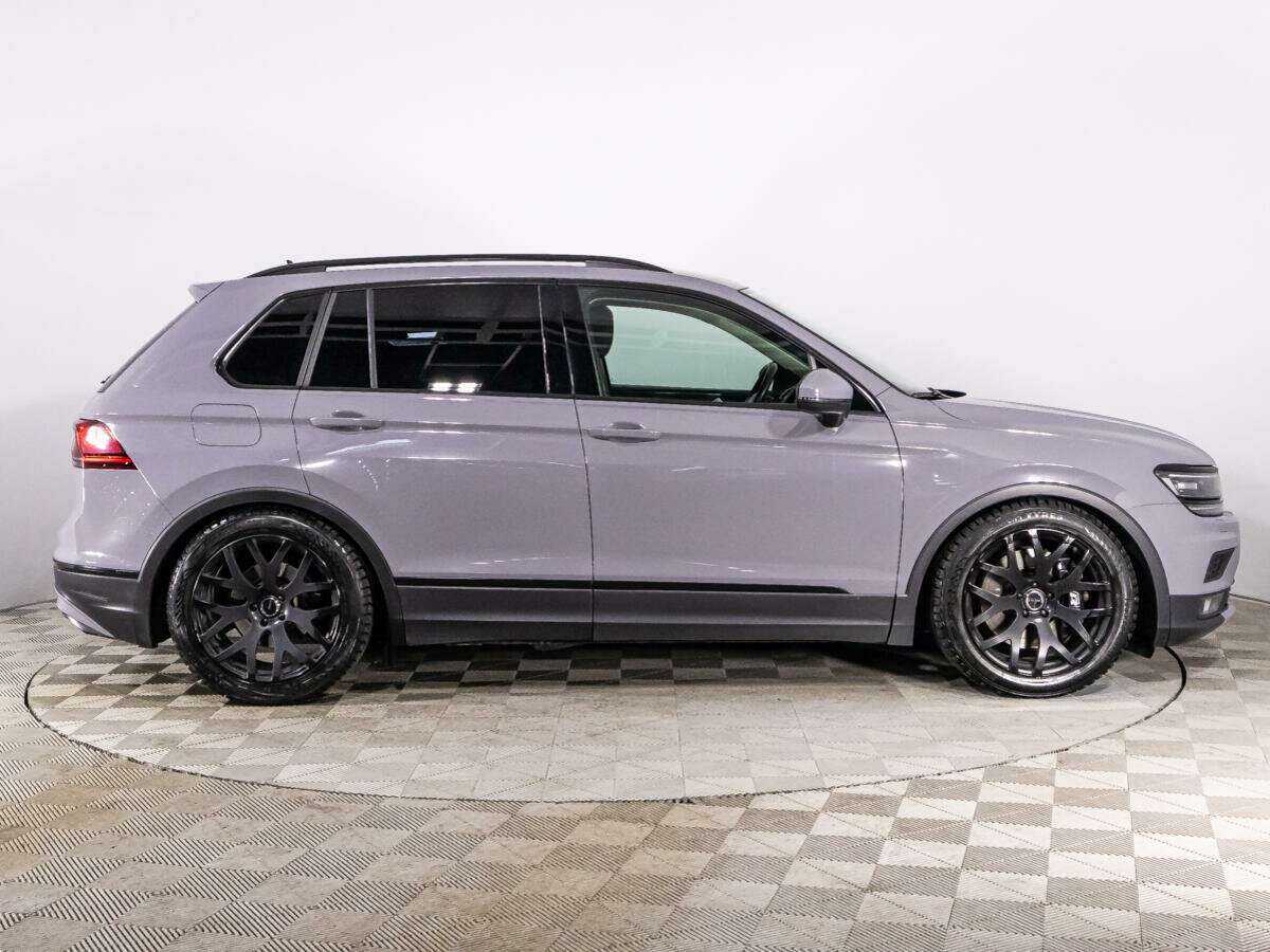 Volkswagen Tiguan, 2018 - 137 212 км. | Фото №4