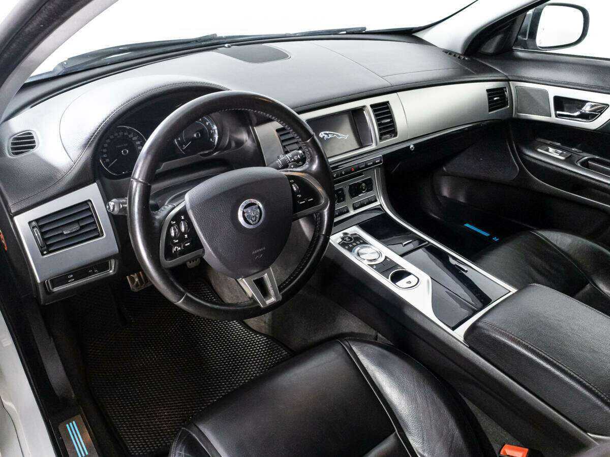 Jaguar XF, 2013 Фото №11