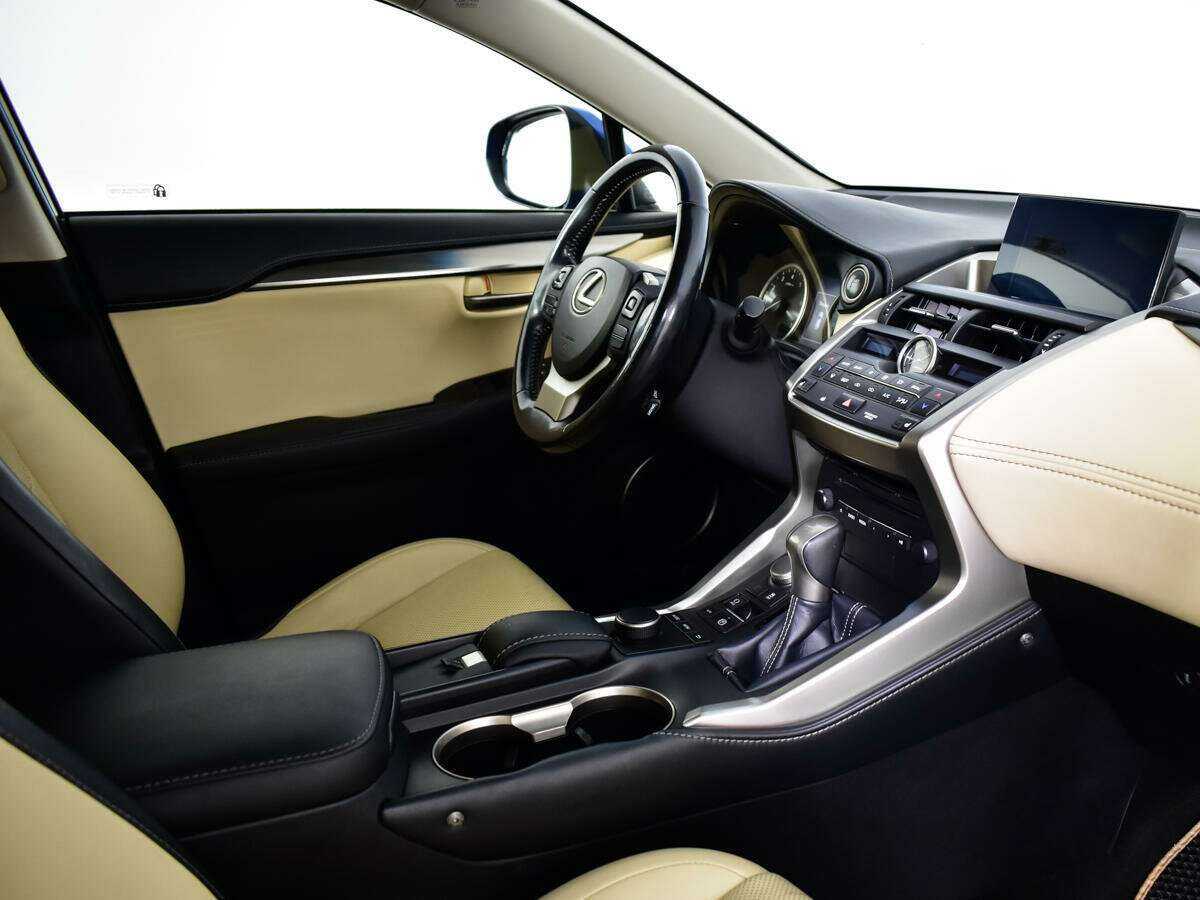 Lexus NX 200t, 2015 Фото №9