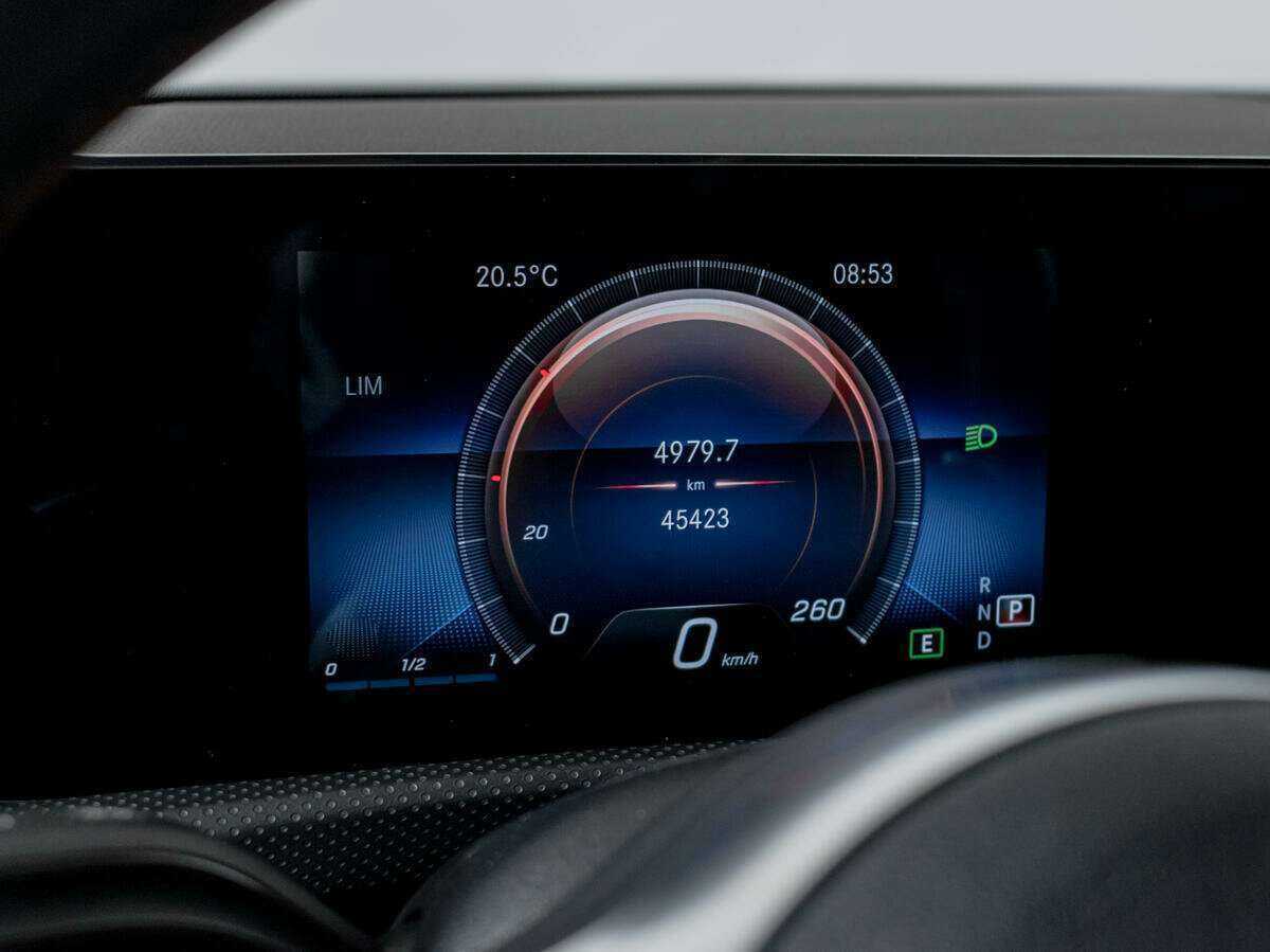 Mercedes-Benz CLA 200, 2020 Фото №11