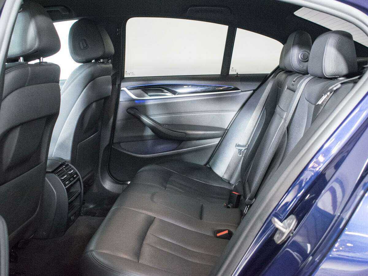 BMW 5 серии 520i, 2018 Фото №10