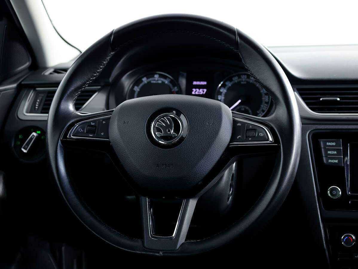 Skoda Rapid, 2017 Фото №12