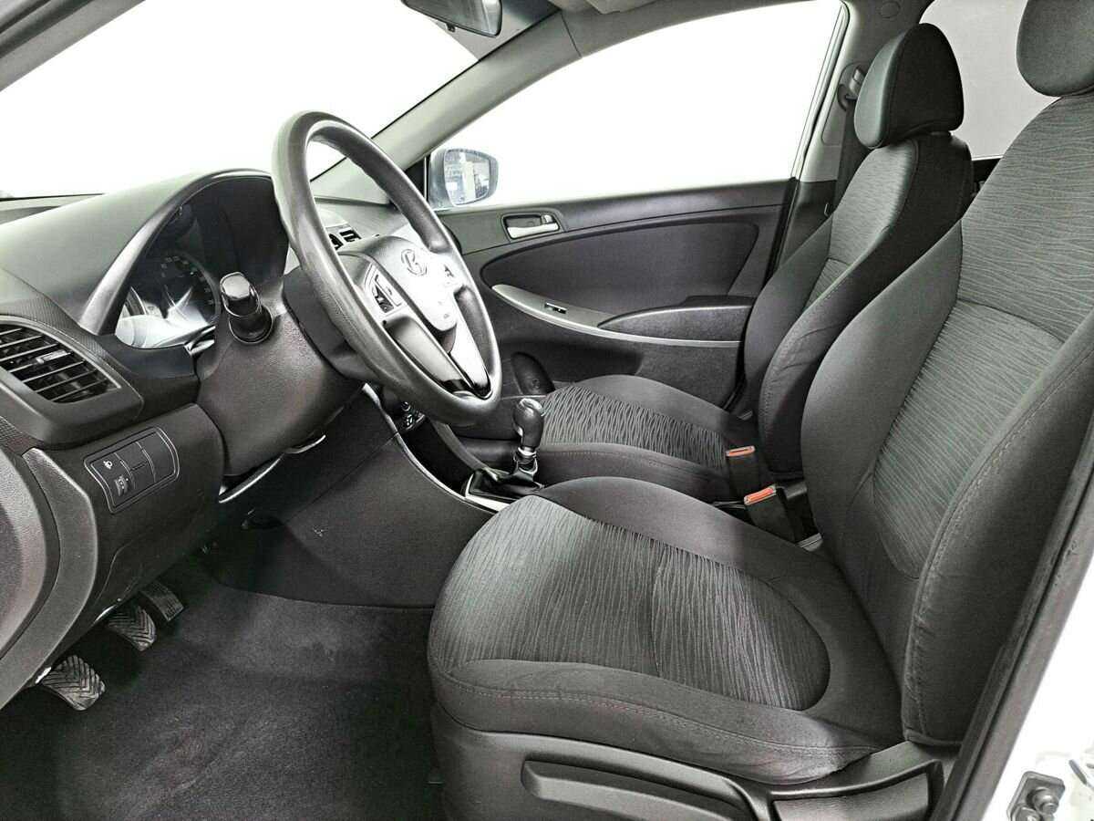 Hyundai Solaris, 2016 Фото №12