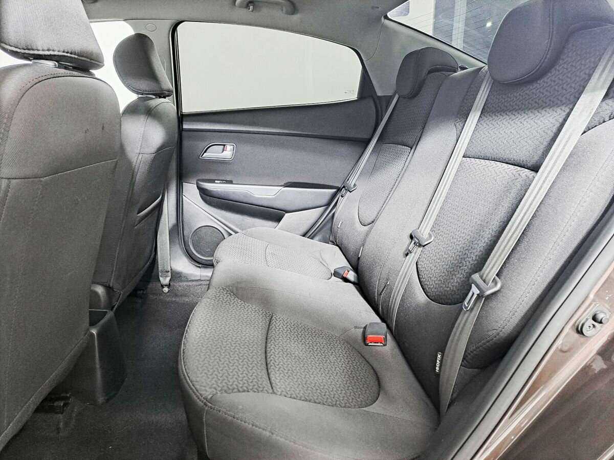 Kia Rio, 2015 Фото №9