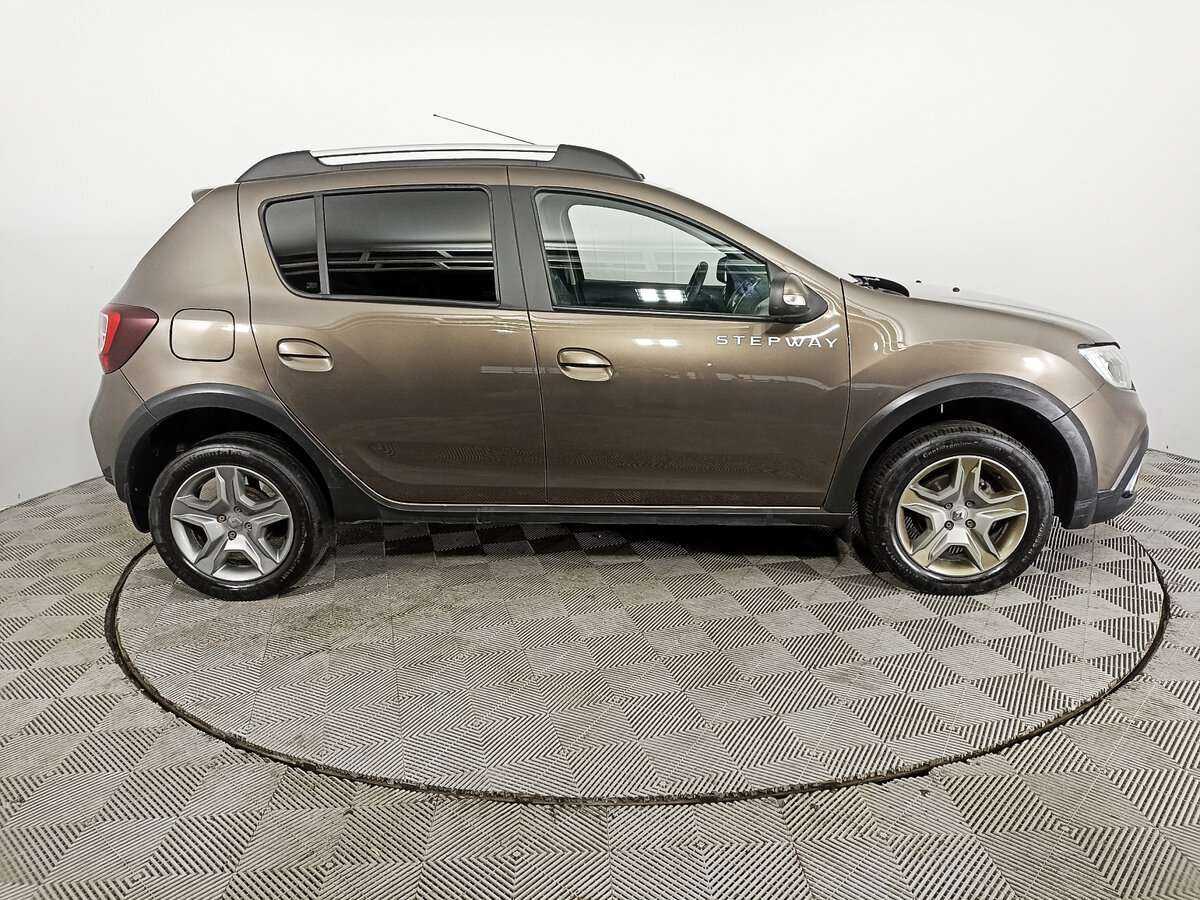 Renault Sandero Stepway, 2020 - 38 725 км. | Фото №4