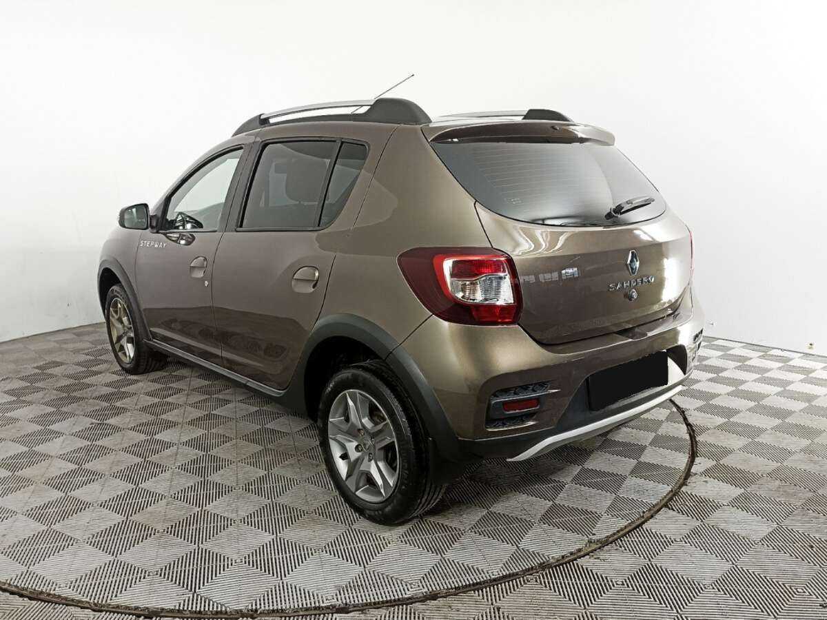 Renault Sandero Stepway, 2020 - 38 725 км. | Фото №7