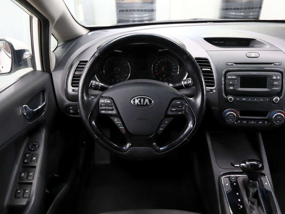 Kia Cerato, 2018 Фото №12